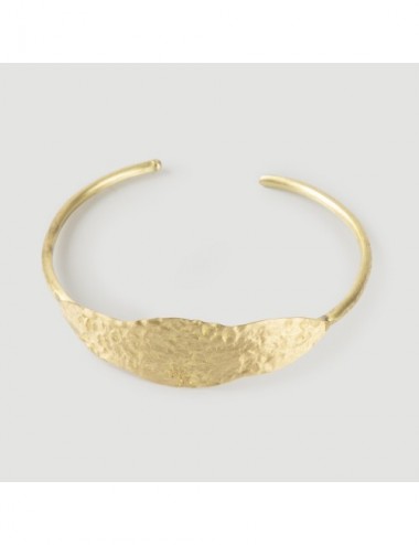 BRAZALETE LATON MARTILLADO DORADO